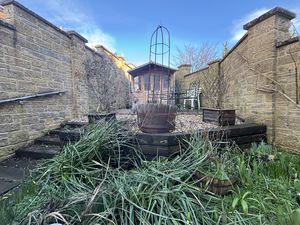 Garden - click for photo gallery